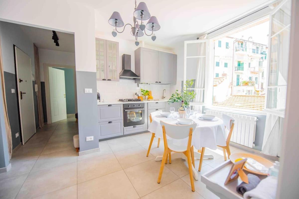 Beach Apartment In The Center Sanremo Exterior photo